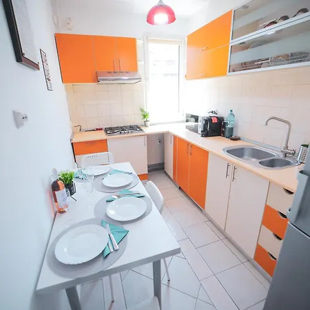 Bliss 3 -old Town Apartment *