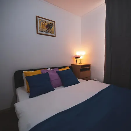 Bliss 3 -old Town
