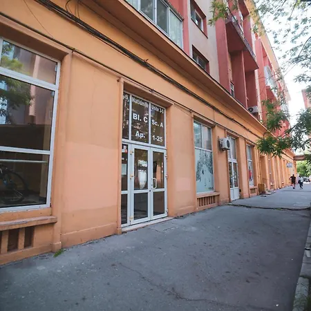 Bliss 3 -old Town Apartment