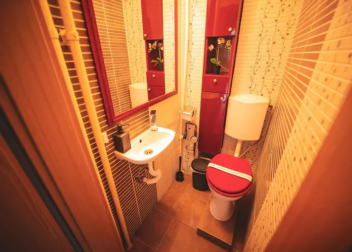 Bliss 3 -old Town Апартаменти Бухарест