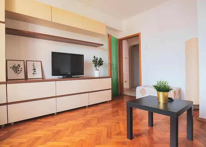 Bliss 3 -old Town * Бухарест